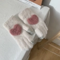Guanti termici touch screen in maglia beige con motivi a cuore rosa per ragazze - Bianco