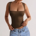 Canotta da yoga marrone scuro con scollo quadrato per donna vestibilità aderente - Marrone / XS