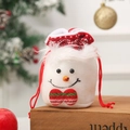 Sac-cadeau de Noël bonhomme de neige blanc en peluche avec détails en tricot rouge - Petit Sac à Pommes Bonhomme de Neige