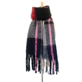 Dicker karierter Schal im Mohair-Stil mit roten, grauen und rosa Farbblöcken und Fransen - 06# Schwarz & Rot Kariert