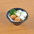 Miniature Japanese udon noodle bowl keychain with broccoli and fried meatballs - Corn and Mushroom Noodles (No Keychain) / 5cm x 2cm x 2.5cm