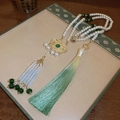 Collier de style oriental avec gland vert et pendentif en filigrane doré élégant - Style Frange Perle Verte Motif Nuage Doré (43#)