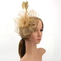 Fascinateur beige élégant avec voile en résille plumes et perles pour mariages - Khaki