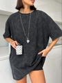 Oversized acid wash t-shirt with embossed heart design and relaxed drop shoulders - S / Black