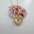 Detail of 18K gold-plated heart pendant with hollow design and diamond accent - Heart Rose (White Shell)