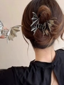 Silver metallic bat wing hair claw clip for women featuring a minimalist punk design - Black Bat / Black