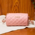 Sac cylindre élégant en cuir PU matelassé rose avec finitions dorées et logo chic - Rose