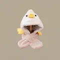 Detail of soft plush kids hood scarf with cute yellow duck features and ear protection - Handmade Duck Off-white (1-4 Years Old)
