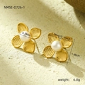 Elegant gold flower stud earrings with central white pearl inlay for women - Gold Pearl Pistil Stud(D726-1)