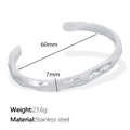 Unregelmäßiges gehämmertes Armband aus silbernem Edelstahl mit offener Manschette - Offene Manschette-60mm Durchmesser-7mm Breite / Silber