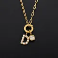 Gouden titaniumstalen ketting met letter D parels en vierkante CZ-hanger design - Letter D / Goud