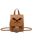 Sac à dos marron en cuir litchi avec motif papillon et anneau en métal argenté - Marron