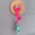 Detail of pink sequin bow hair clip with long pink to blue gradient curly hair extension - Rose Red Gradient Green