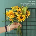 Ramo de girasoles artificiales de 45 cm con flores amarillas vibrantes y hojas verdes - Ramo de Girasoles / 3009 Amarillo (45CM)