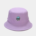 Détail de la broderie pieuvre bleue sur un chapeau bob en coton violet de face - M(56-58cm) / Mauve Clair