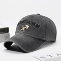 Cappello da baseball vintage in cotone grigio scuro lavato con ricamo Sagittario - Stile Ricamo Sagittario / Nero
