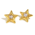 Edelstahl-Ohrstecker mit 18K Vergoldung, Sternen-Design und funkelnden Zirkonia-Steinen - Stern Zirkonia Ohrstecker - Gold