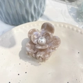 Detail of nude marble flower hair claw clip with pearl center and glossy finish - 5.3cm / Purple Taro