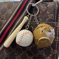 Llavero de béisbol en miniatura con bate de madera y guante en correa de bolso - Pelota Blanca de 3,5 CM Con Bate de Madera y Guante Caqui