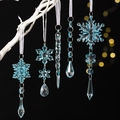 Set di 5 ornamenti natalizi in acrilico azzurro con fiocchi di neve e ghiaccioli per albero - Blu (5 Disegni Un Set)