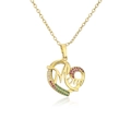 Collier pendentif cœur Mom en or avec pierres de zircon colorées sur fond blanc - Or-Cœur Mom