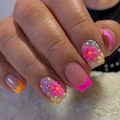 Uñas postizas French arcoíris con flores 3D en relieve en forma de ataúd largo - Pegamento de Gelatina Amarillo + Lima de Uñas (Temu/Tiktok)