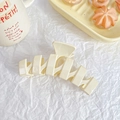 Creamy yellow glitter large hair claw clip with geometric design on textured background - Milk White / 11cm