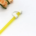 Cannuccia gialla riutilizzabile con tappo antipolvere in silicone bianco e anello - 8mm / Bianco