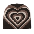 Textura de punto detallada del gorro marrón con un patrón de corazones en capas - Castaño