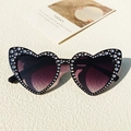 Fashionable heart-shaped girls sunglasses with white rhinestones and purple gradient lenses - Black