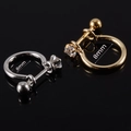 Gouden en zilveren U-kraakbeenstuds met zirkonia en een binnendiameter van 8mm - NR 13 / Goud
