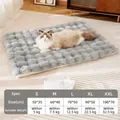 Dikke lichtgrijze pluche huisdiermat met golftextuur voor katten en honden, diverse maten - M / Grijs