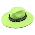Détail d'un chapeau fedora en laine vert citron avec ruban tressé noir et argenté - M (56-58cm) / Vert fruit