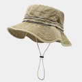 Dettaglio cappello pescatore lavato con bordo sfrangiato e cordino antivento regolabile - Cachi