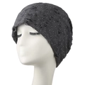 Bonnet en tricot gris foncé avec détails déchirés artistiques et strass brillants décoratifs - Adulte / gris foncé