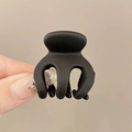 Matte black sphere pumpkin hair claw clip for high ponytail styling and buns - 5cm / Black