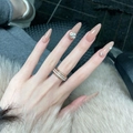 Conjunto de anillos de tres capas en oro rosa con cristales y uñas largas nude - Talla única / Juego de 30 piezas (S52)