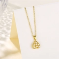 Detailaufnahme der goldenen Herzkette mit glitzernden Zirkoniasteinen für Damen - 40+5cm / Gold