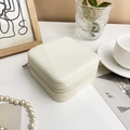 Portable cream white jewelry organizer in cross-grain leather with silver zipper closure - Small Square Case / Pearl White