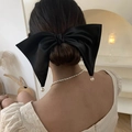 Grande fermaglio per capelli a fiocco in raso nero con perle eleganti sul retro - Clip a molla con pendente in perla / Nero