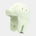Detalle del gorro de aviador acolchado verde menta con respiraderos y correa ajustable - verde claro