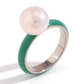 Minimalistische groene emaille ring met lichtroze parel op een zilveren roestvrijstalen band - US 6 / Zilver Groen