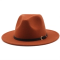 Detail of the caramel wool fedora with a black leather band and golden metal buckle - M (56-58cm) / Caramel