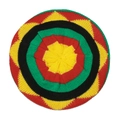 Dettaglio del berretto all'uncinetto fatto a mano con strisce colorate stile Rastafari - M (56-58cm) / Strisce Circolari Rosso Giallo Verde Nero (F)