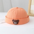 Bonnet orange pour tout-petit avec écusson ours dessin animé et bord à revers - Taille Unique Enfant / Orange