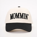 Cappellino da baseball bicolore bianco e nero con ricamo MOMMIN sulla fronte - Taglia unica / Crema/Nero