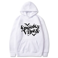 Sweat à capuche blanc Halloween avec imprimé Spooky Vibes et motifs de chauves-souris - S / Blanc