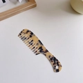 Tortoiseshell acetate wide-tooth hair comb with ergonomic handle and hanging hole - Acetate 18.5cm / Light Leopard Print