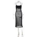 Detalle de tela de malla de lunares negros y top halter en un vestido midi ajustado - S / Negro