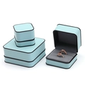 Trois boîtes à bijoux bleu tiffany de qualité avec bord noir et doublure en velours - Boîte à bague simple / Bleu clair